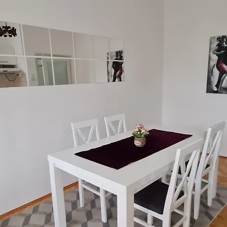 Downtown Star Apartment Βελιγράδι Δωμάτιο φωτογραφία