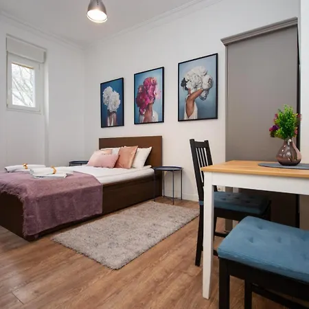Downtown Star Apartment Βελιγράδι Δωμάτιο φωτογραφία